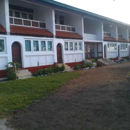 New Rest House Sea View Hotel Negombo Exterior foto