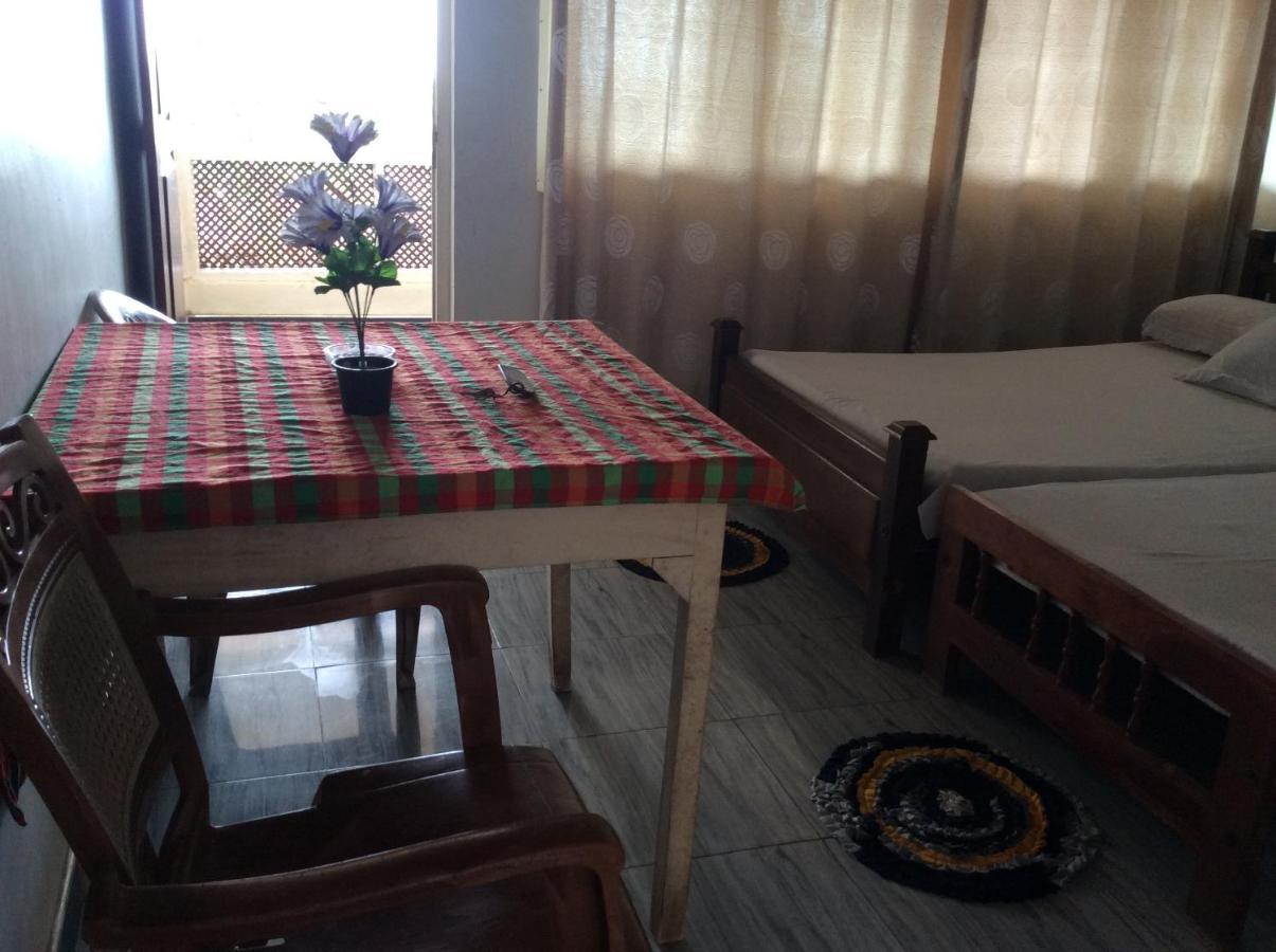New Rest House Sea View Hotel Negombo Exterior foto